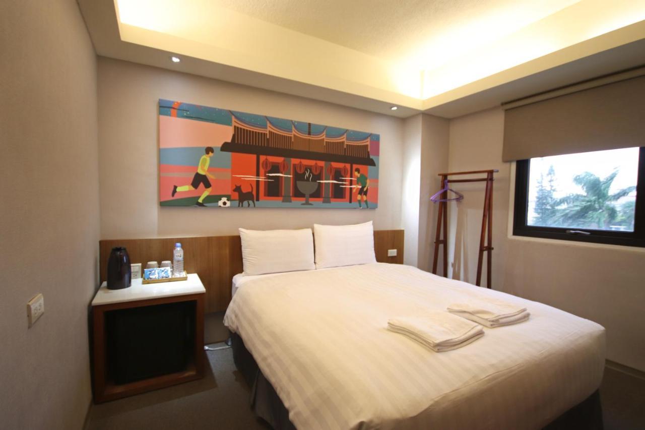 Meci Hotel Kota Hualien Bagian luar foto