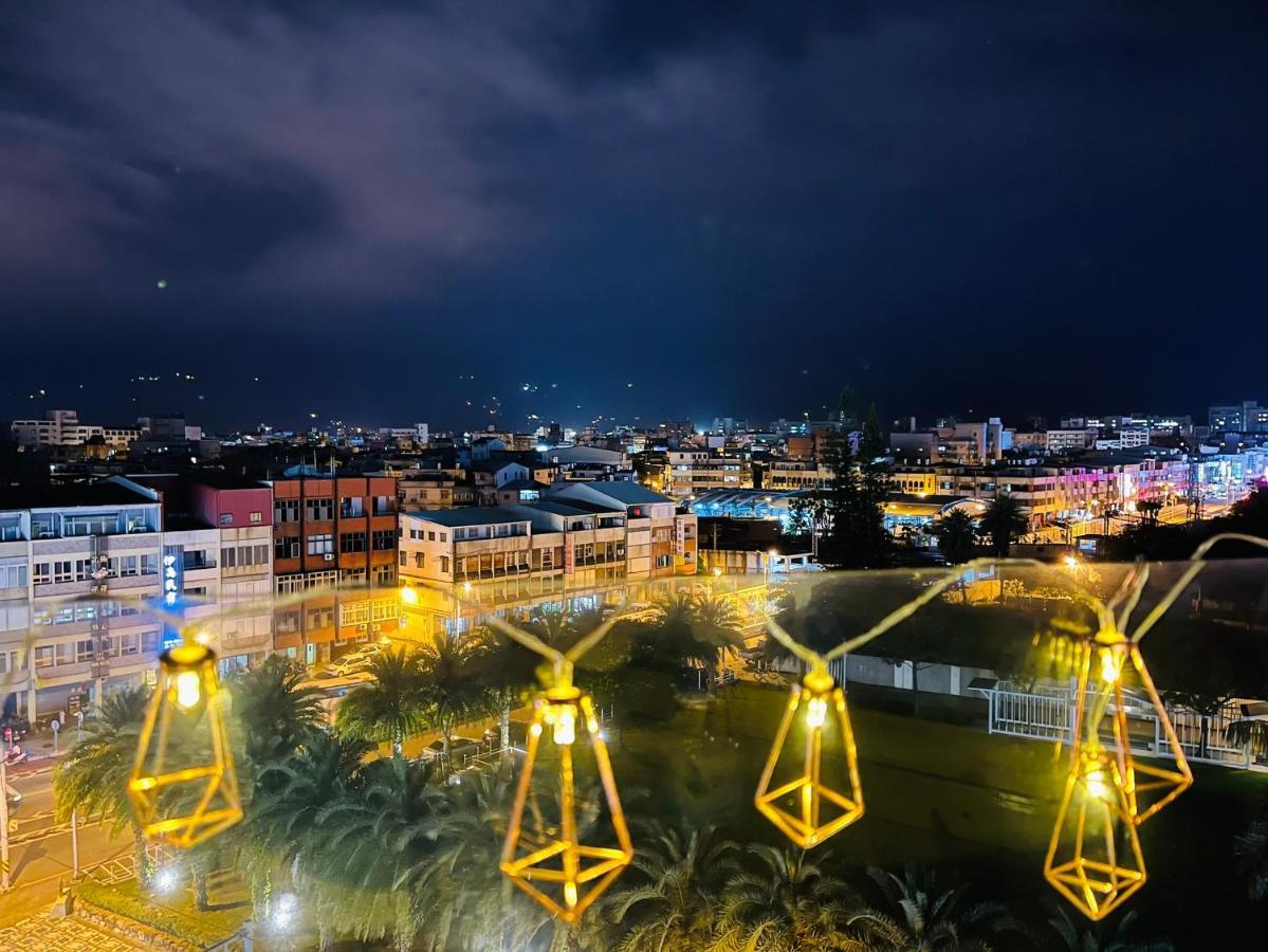 Meci Hotel Kota Hualien Bagian luar foto