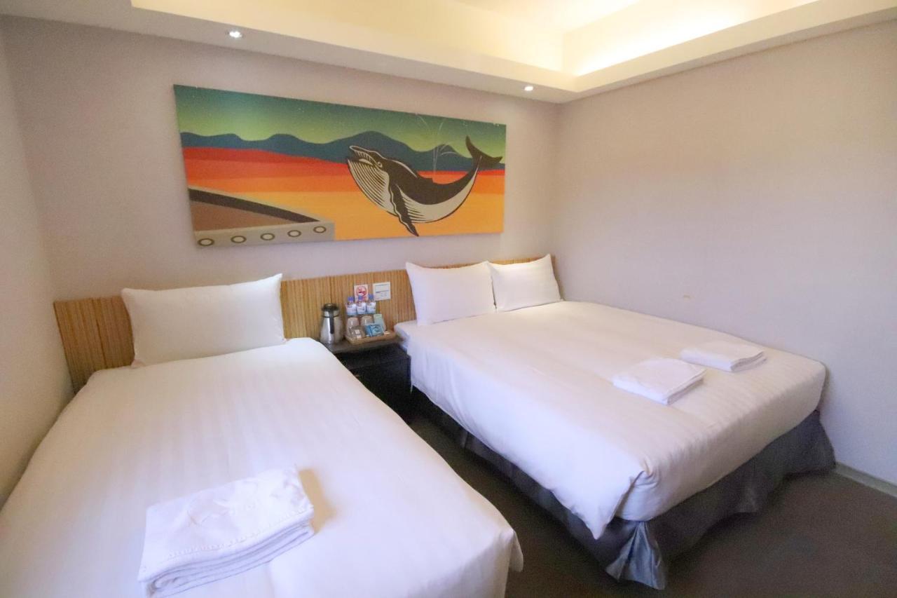 Meci Hotel Kota Hualien Bagian luar foto