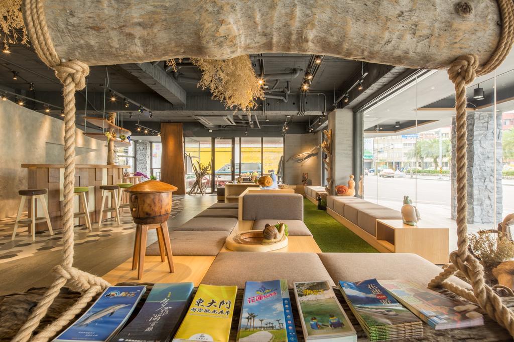 Meci Hotel Kota Hualien Bagian luar foto