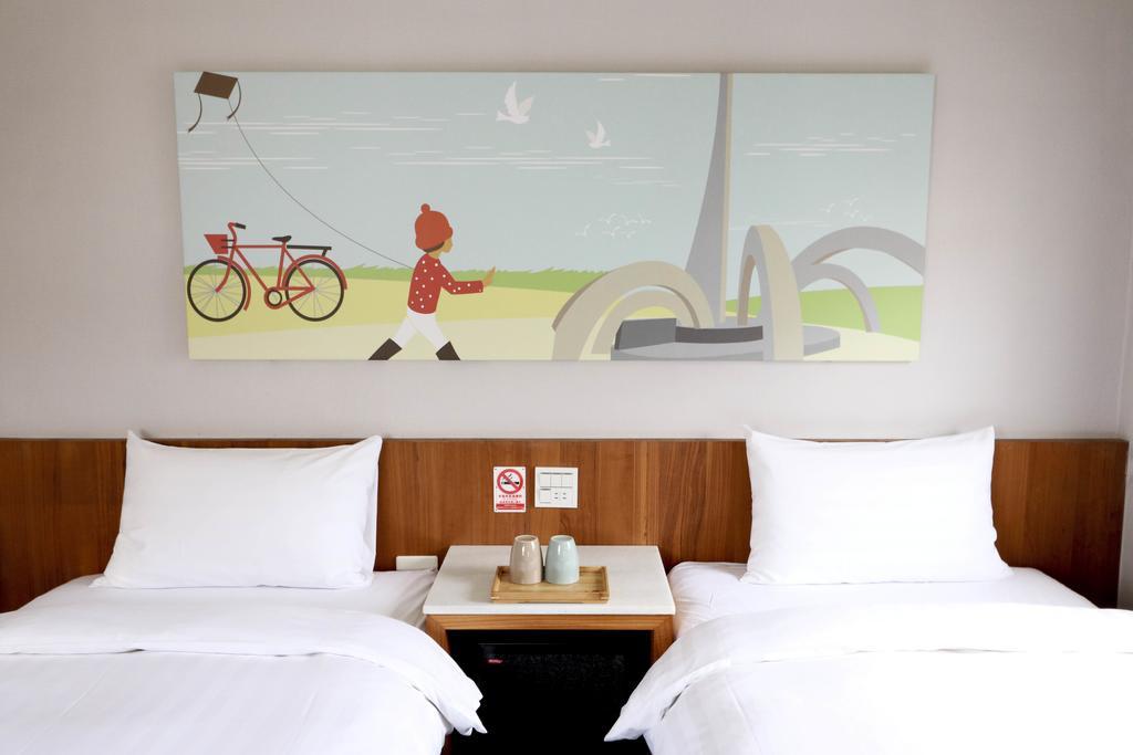 Meci Hotel Kota Hualien Bagian luar foto
